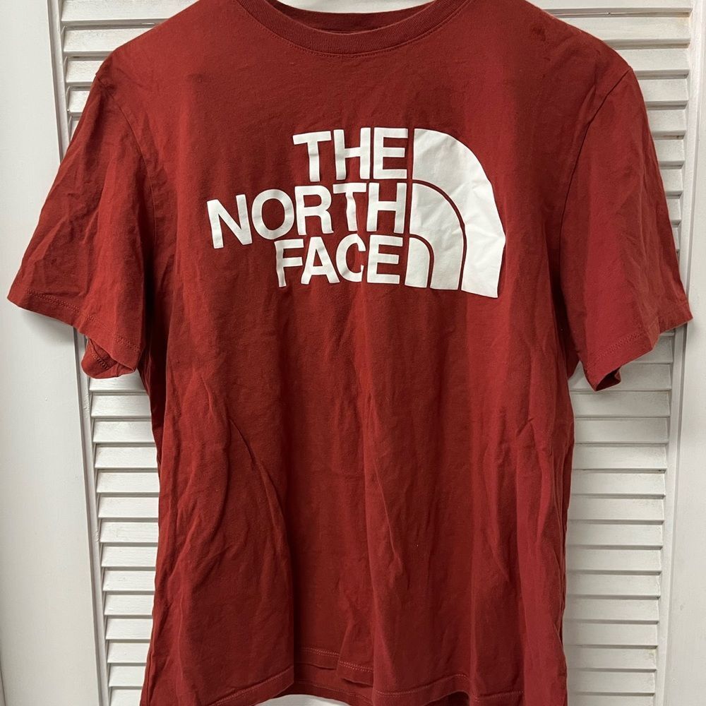 The North Face Brick Red Tee✨L✨
